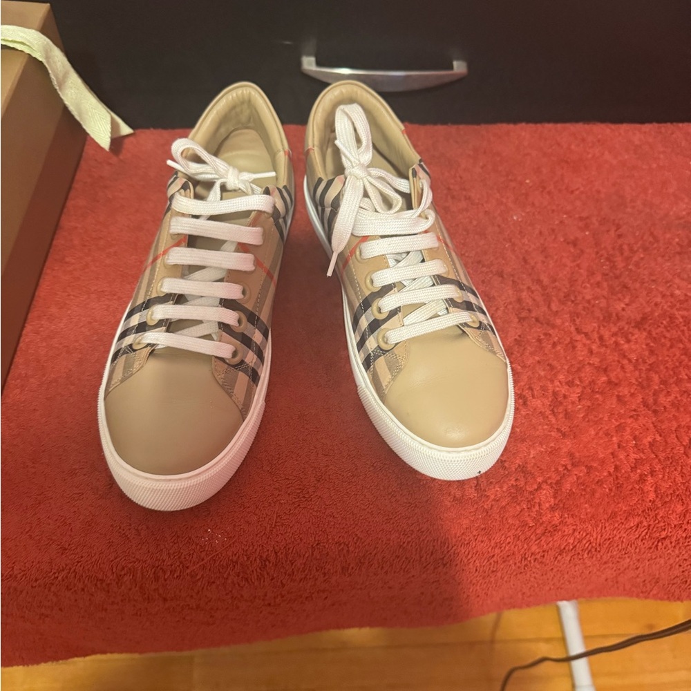 Burberry Beige and Black Athletic Shoes